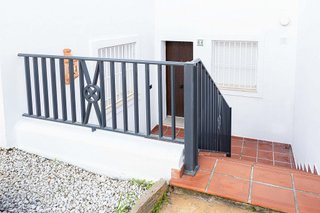 Piso en venta en Los Naranjos en Marbella