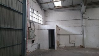 Nave industrial en venta en Adurtza - Aretxabaleta en Vitoria-Gasteiz