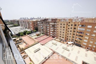 Piso en venta en Malilla en Valencia