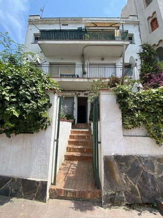 Edificio en venta en Port Esportiu - Puig Rom - Canyelles en Roses