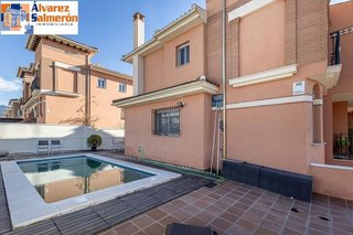 Casa pareada en venta en Huétor Vega