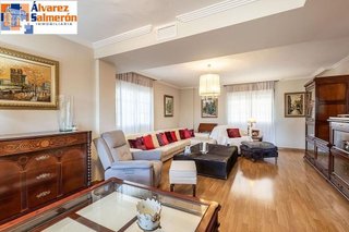 Casa pareada en venta en Huétor Vega