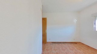 Piso en venta en Los Rosales en Madrid