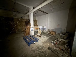 Local comercial en venta en Juan de la Cierva en Getafe