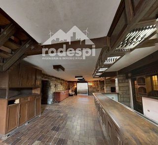 Chalet en venta en Universidad en Ourense