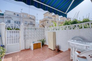 Casa pareada en venta en Playa de los Locos en Torrevieja