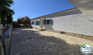 Chalet en venta en Empuriabrava en Castelló d´Empúries