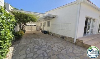 Chalet en venta en Empuriabrava en Castelló d´Empúries