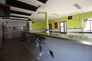 Local comercial en venta en Montijo