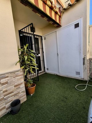 Casa adosada en venta en Benacazón