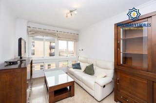 Piso en venta en Avda. Federico Garcia Lorca - Nueva Estación Autobuses en Granada