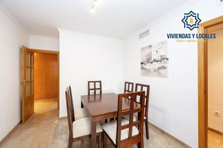 Piso en venta en Avda. Federico Garcia Lorca - Nueva Estación Autobuses en Granada