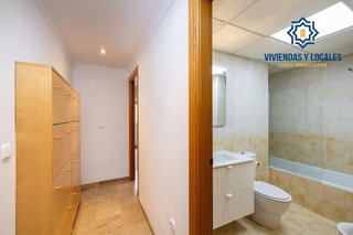 Piso en venta en Avda. Federico Garcia Lorca - Nueva Estación Autobuses en Granada