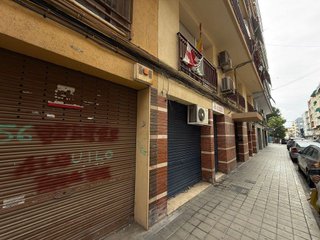 Local comercial en venta en Paus - Poligono San Blas en Alicante