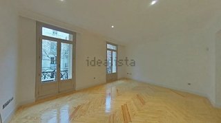 Piso en venta en Recoletos en Madrid
