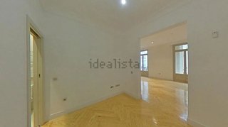 Piso en venta en Recoletos en Madrid