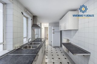 Piso en venta en Pajaritos - Plaza de Toros en Granada