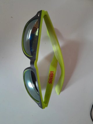 Gafas de sol Larios negras y verdes