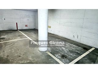 Garaje en venta en Centre en Girona