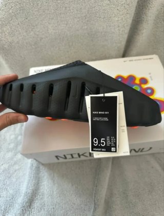 Nike Mind 001 Negro Naranja