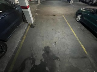 Garaje en venta en Centre en Hospitalet de Llobregat, L´