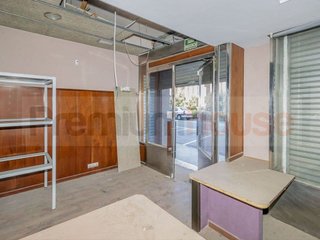 Local comercial en venta en Olesa de Montserrat