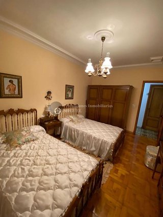 Casa adosada en venta en Verín