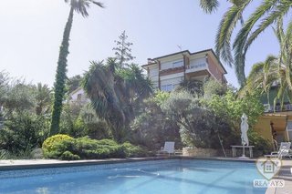 Chalet en venta en Vallirana