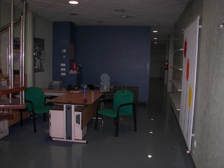 Local comercial en venta en Puerto Chico en Santander