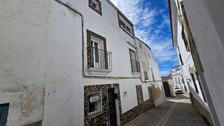 Casa adosada en venta en Brozas