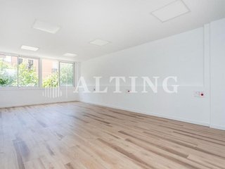 Oficina en venta en La Maternitat i Sant Ramon en Barcelona