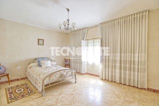 Casa adosada en venta en Consuegra
