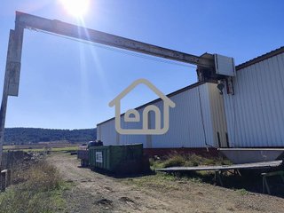 Nave industrial en venta en Requena
