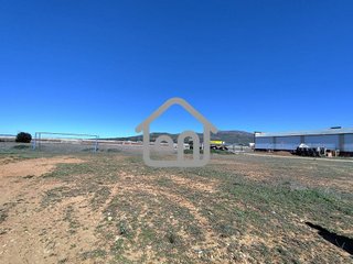 Nave industrial en venta en Requena