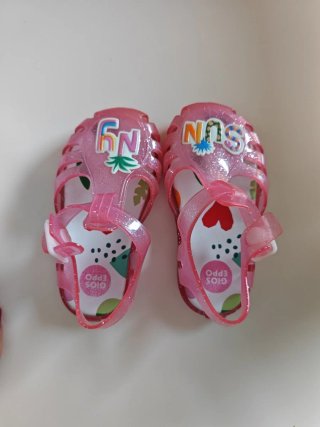 Cangrejeras Gioseppo bebé niña rosa número 20