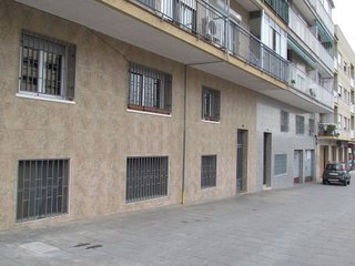 Local comercial en venta en Les Planes en Sant Joan Despí