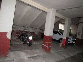Local comercial en venta en Les Planes en Sant Joan Despí