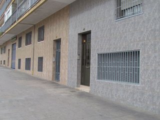 Local comercial en venta en Les Planes en Sant Joan Despí