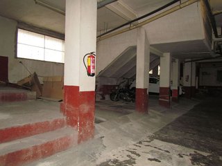 Local comercial en venta en Les Planes en Sant Joan Despí