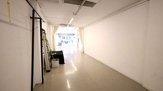 Local comercial en alquiler en La Nova Esquerra de l'Eixample en Barcelona