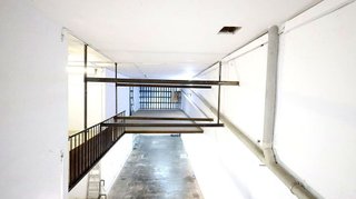 Local comercial en alquiler en La Nova Esquerra de l'Eixample en Barcelona