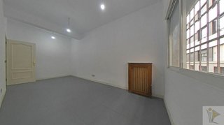 Piso en venta en Cuatro Caminos en Madrid