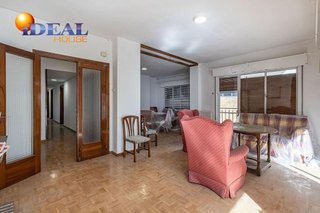 Piso en venta en Pajaritos - Plaza de Toros en Granada