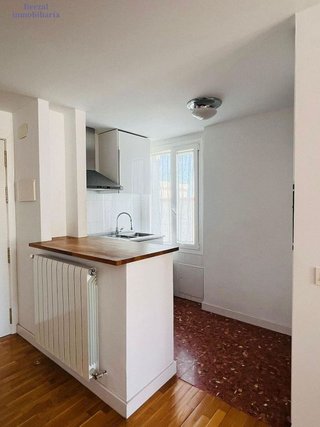 Piso en venta en Universidad - Los Lirios en Logroño