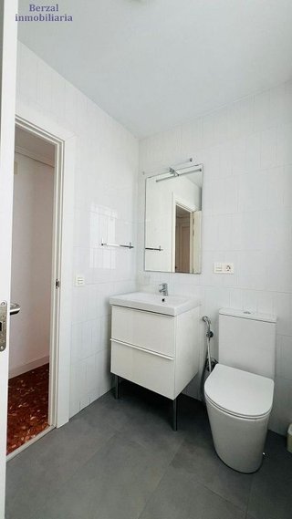 Piso en venta en Universidad - Los Lirios en Logroño