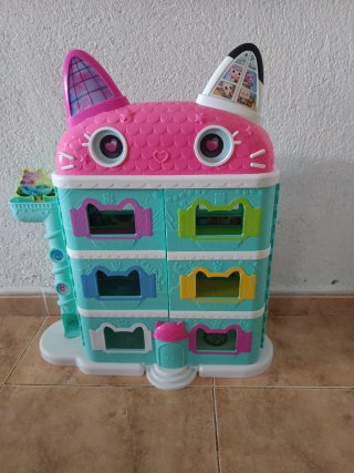 Casa de muñecas Gaby con accesorios