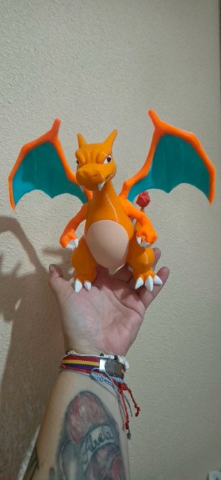 Figura Pokémon Charizard