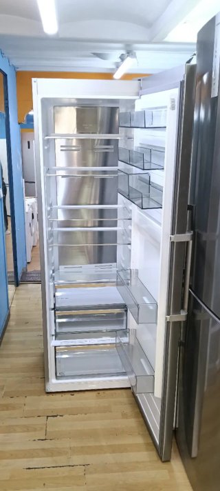 NEVERA AEG DE UNA PUERTA NO FROST