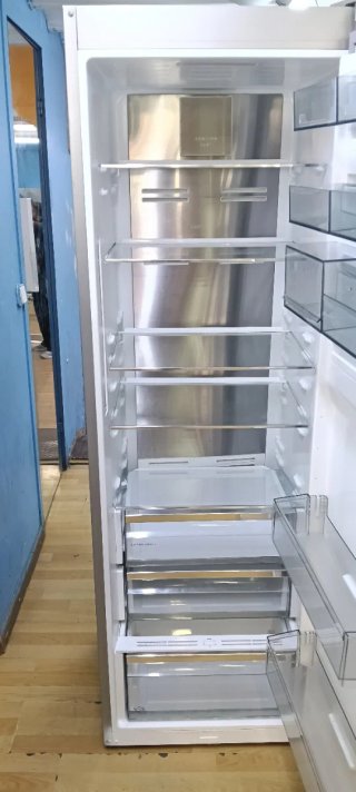 NEVERA AEG DE UNA PUERTA NO FROST