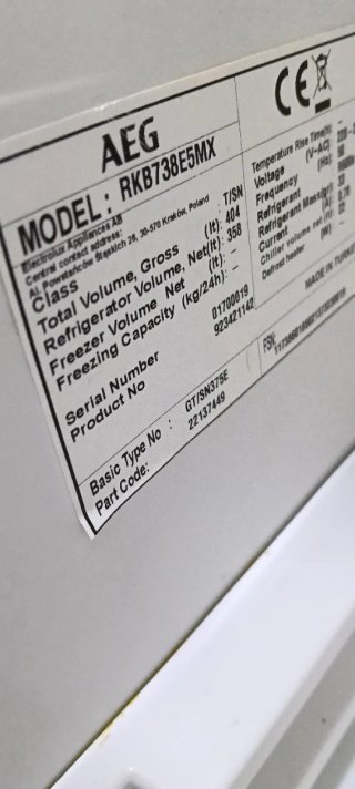 NEVERA AEG DE UNA PUERTA NO FROST